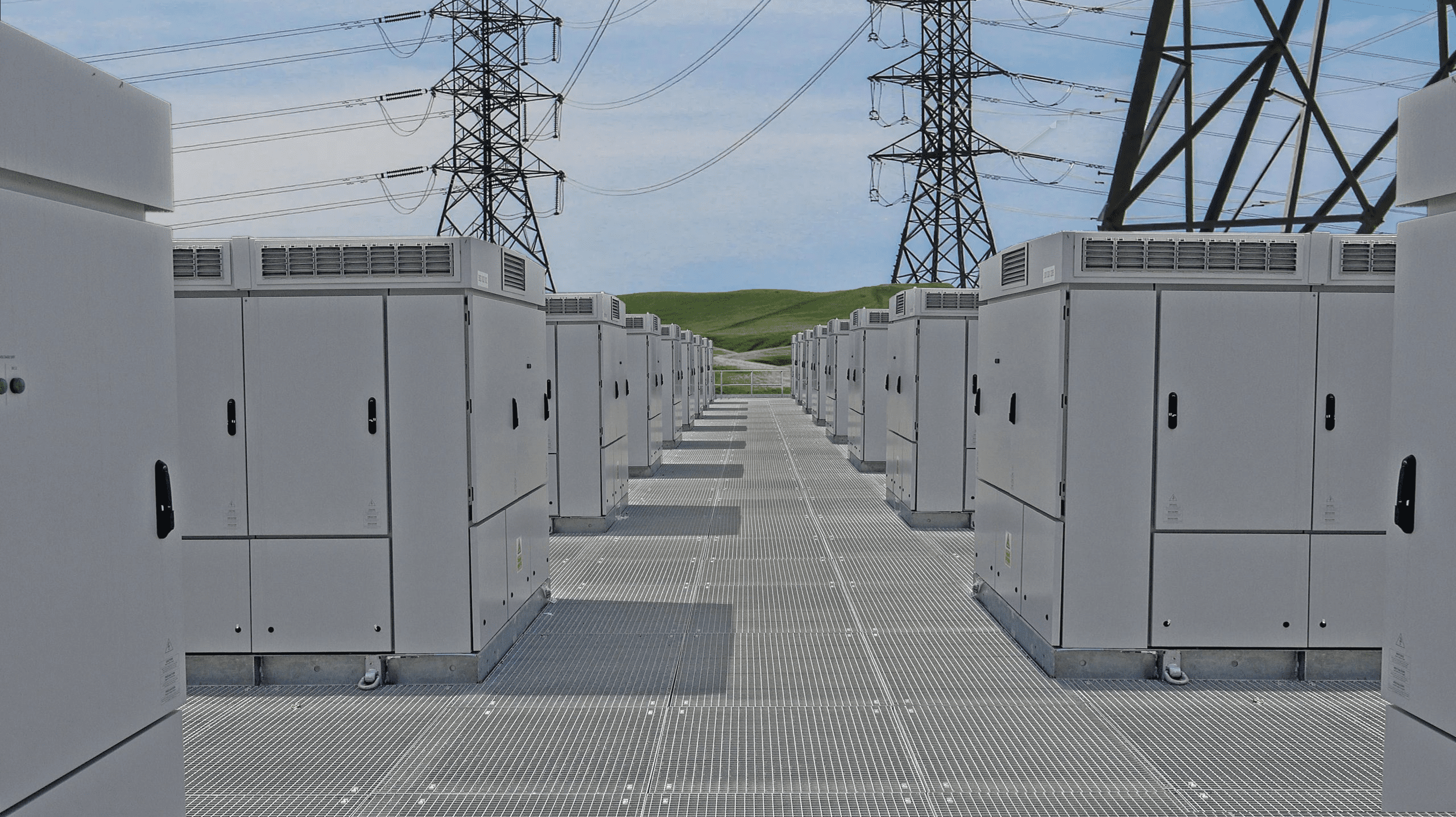 Grid storage for data centers